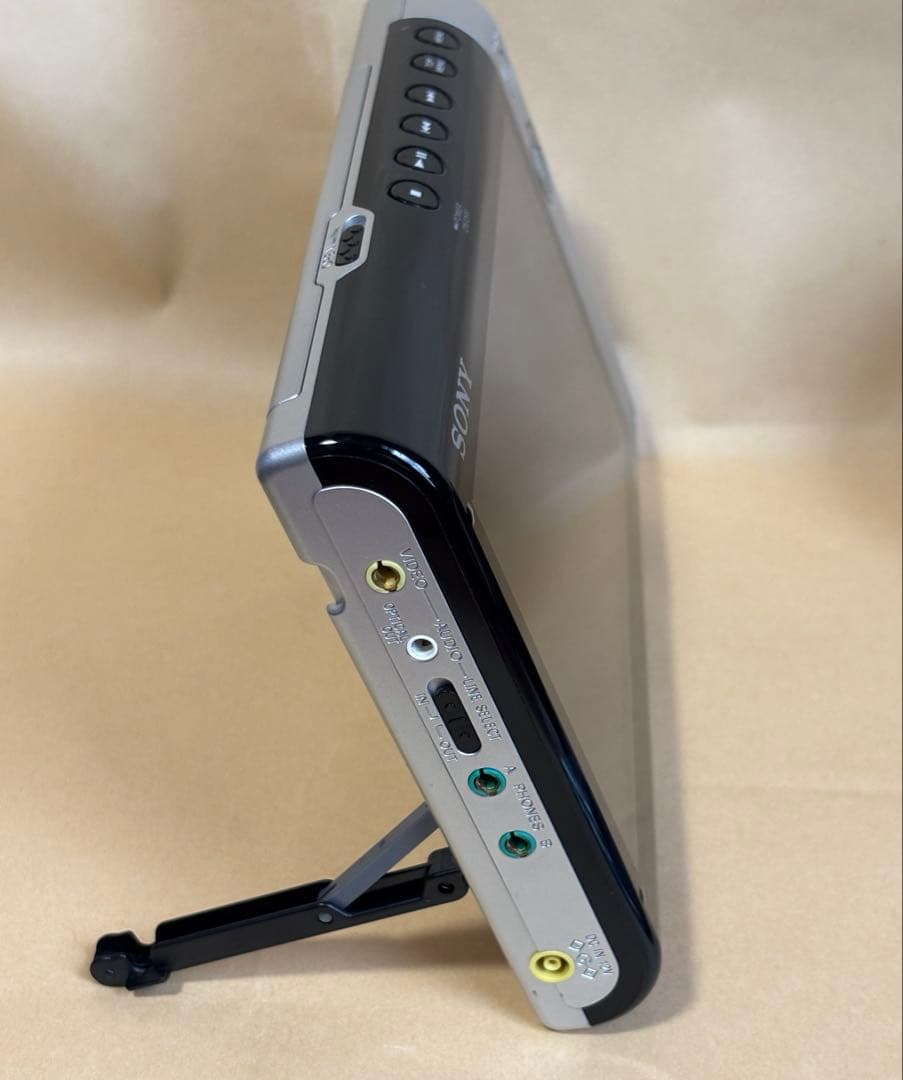 SONY ポータブルDVD/CDウォークマン WALKMAN D-VE7000S