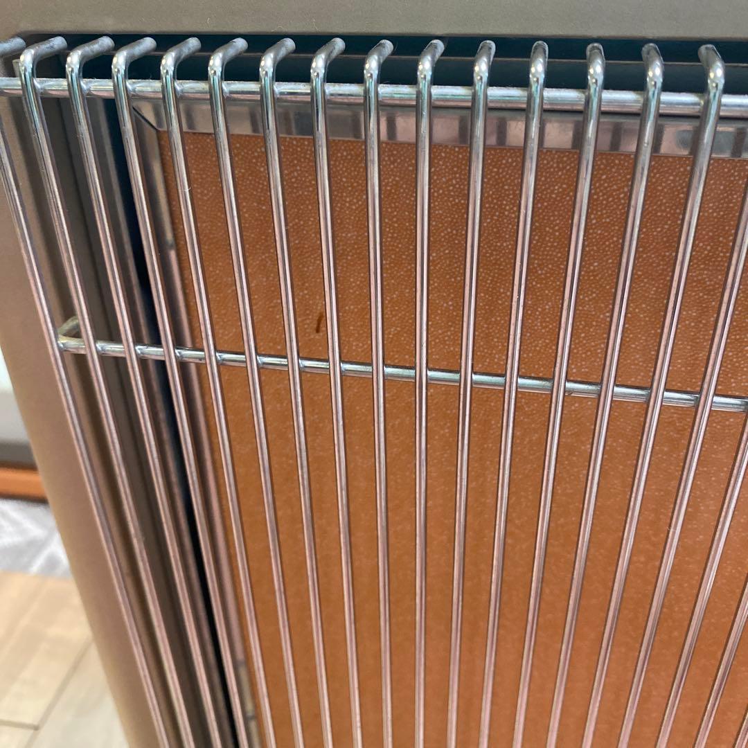 遠赤外線暖房器　サンルミエ・エクセラ7（セブン）