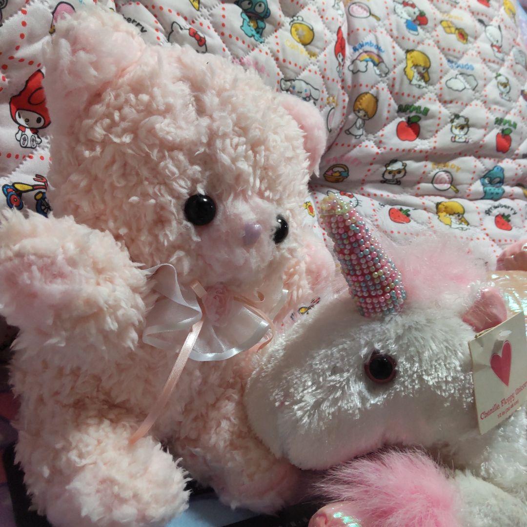 ピンクのリボン付きクマのぬいぐるみ ファンシーわたあめくまちゃん
