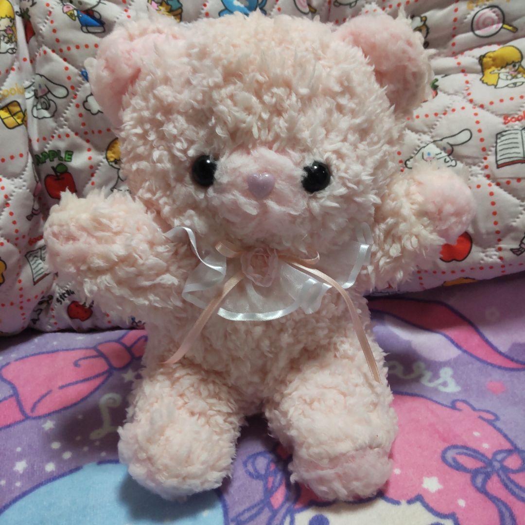 ピンクのリボン付きクマのぬいぐるみ ファンシーわたあめくまちゃん