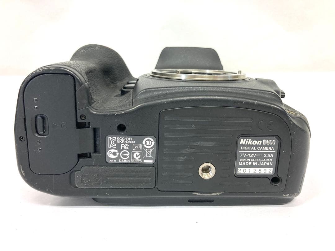 Nikon ニコン D800 ボディ デジタル一眼レフカメラ バッテリー2個付き