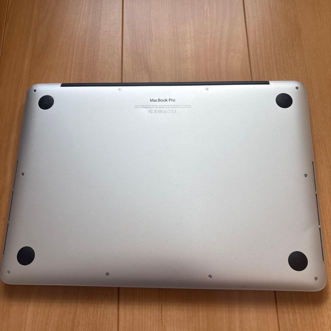 MacBook Pro 充電器付き 本体