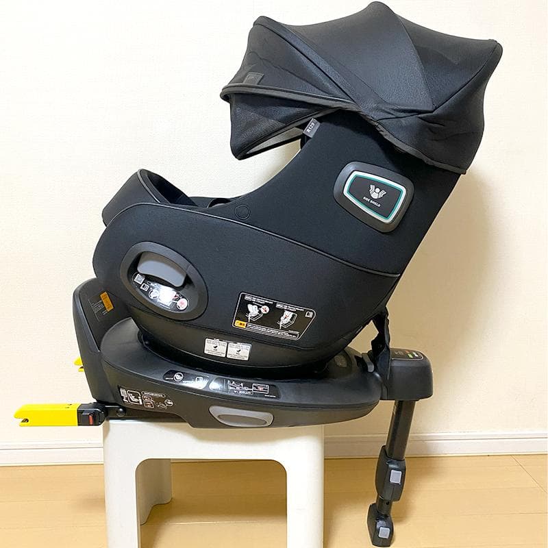 【美品】アップリカ 最高級チャイルドシート クルリラビッテエックス ブラック
