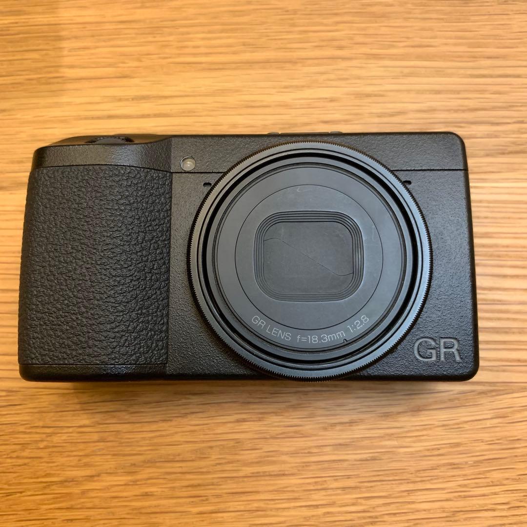 ワンオーナー RICOH GR III コンパクトデジタルカメラ