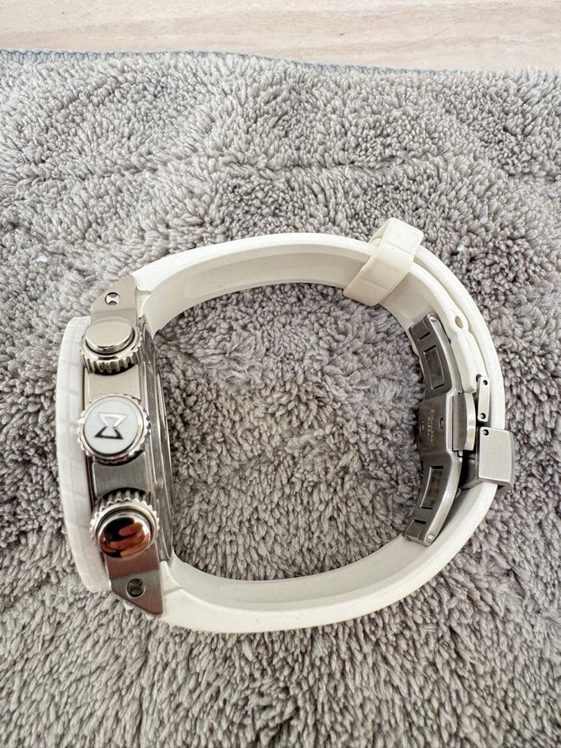 EDOX エドックス　クロノオフショア1 ビッグデイト