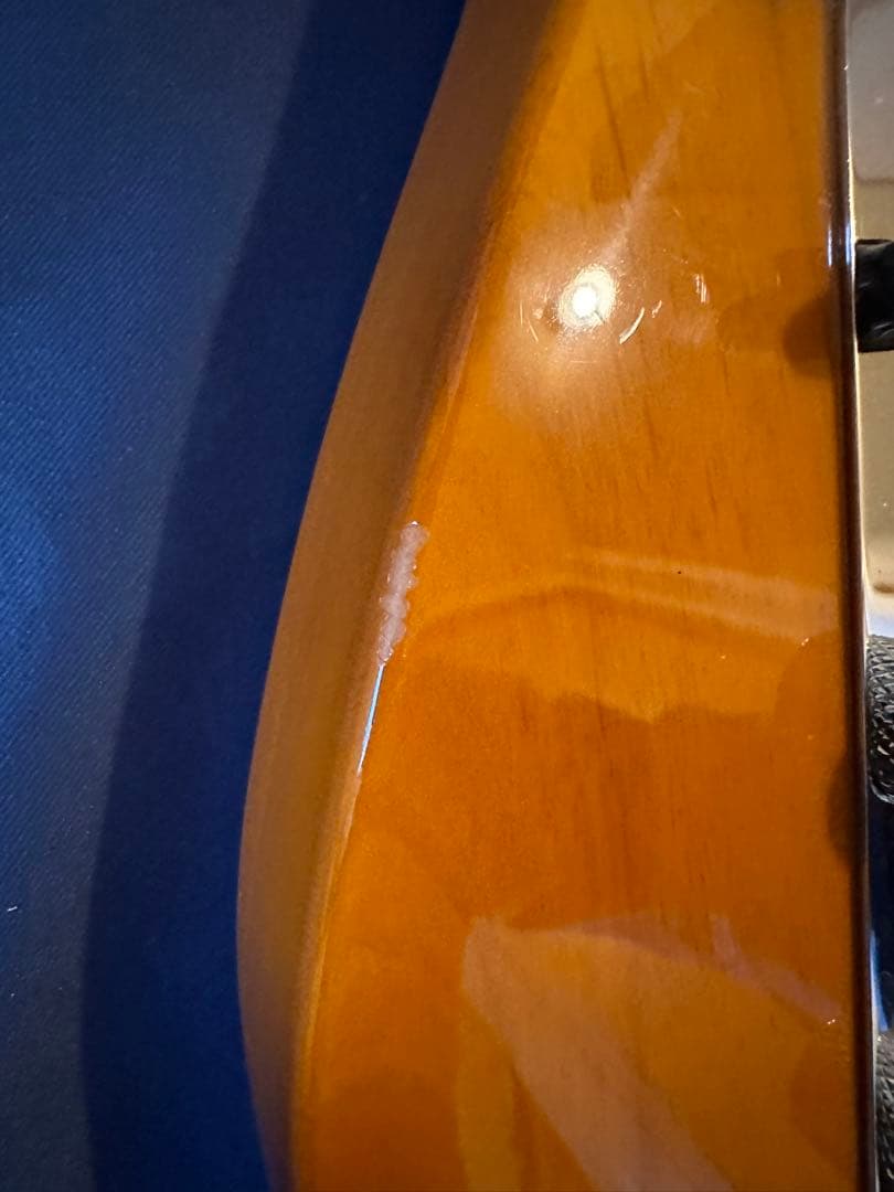 左利き用　Squier by Fender スクワイヤー　フェンダー