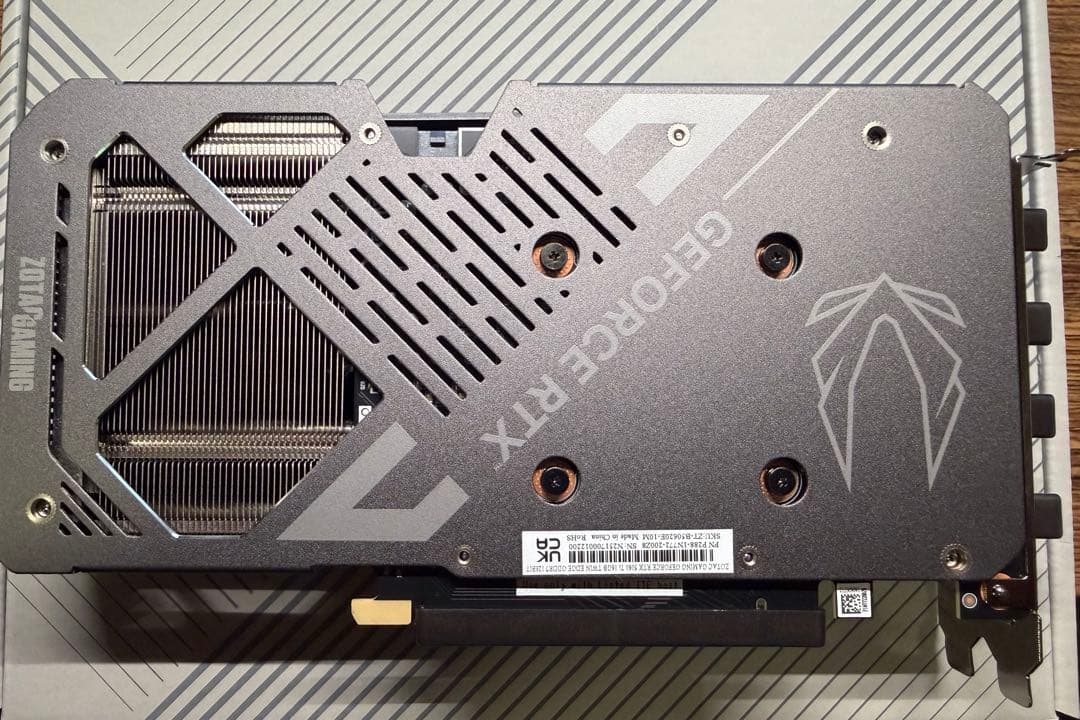 グラフィックボード・グラボ・ビデオカード ZOTAC RTX 5060 Ti 16GB Twin Edge