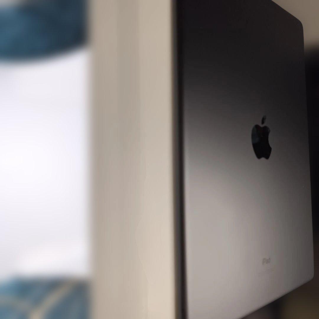 R*u様 iPad Air第3世代/64GB スペースグレイ MV0D2J/A8