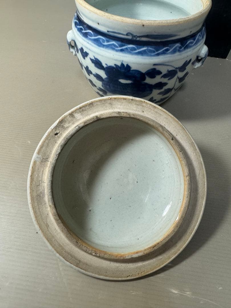 2638 時代物　染付花文水指　蓋物