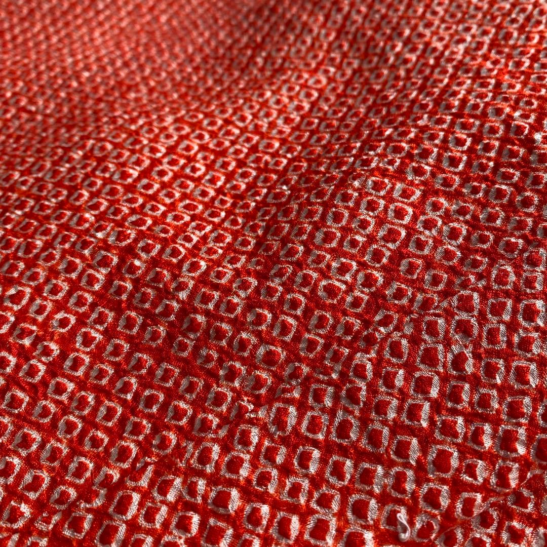 七五三　3歳　絞り　刺繍着物