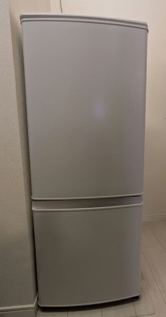 冷蔵庫 三菱 MR-P15J-W