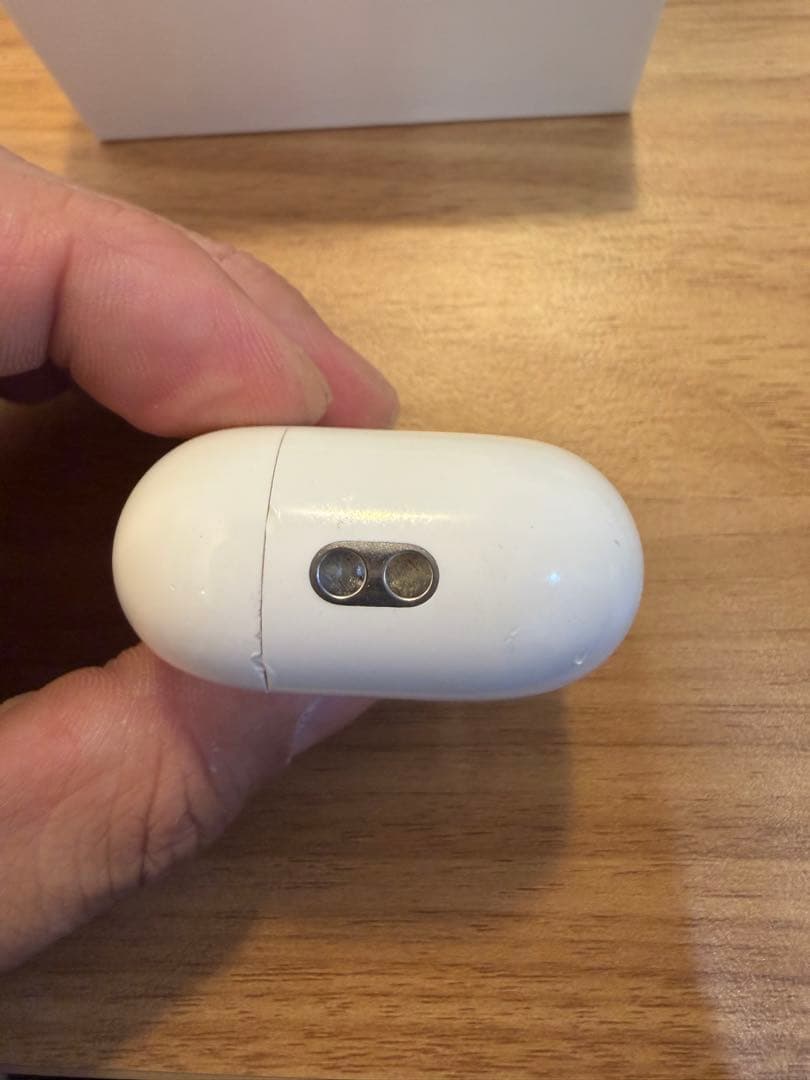 AirPods Pro 2 本体 正規品　箱付き(未使用イヤチップ付けます)