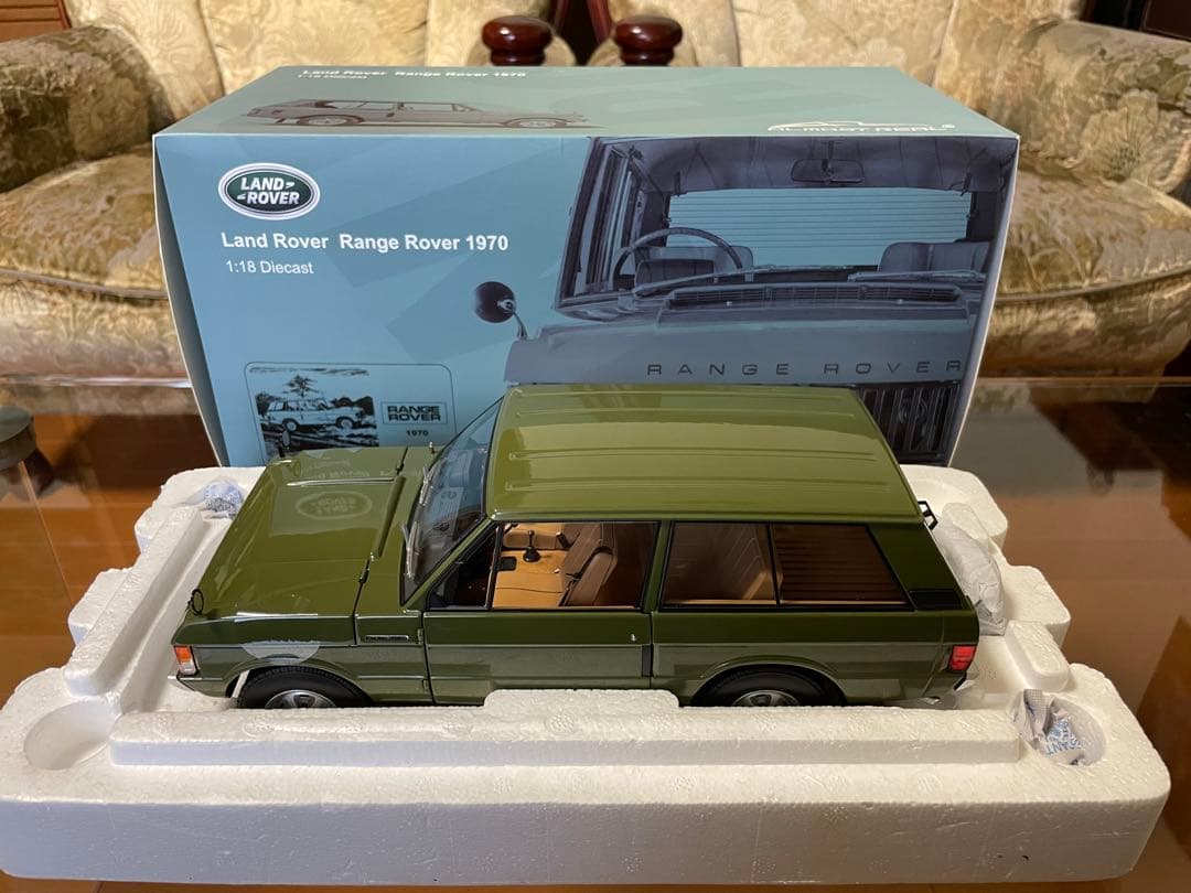 価格変更1/18オールモストリアル レンジローバー1970 グリーン 未展示品