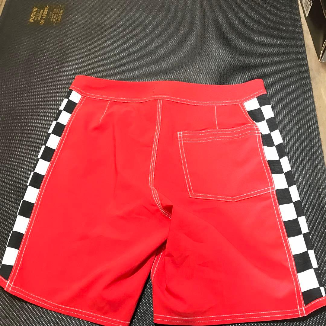 Quiksilver クイックシルバー　ボードショーツレッド チェック柄水着