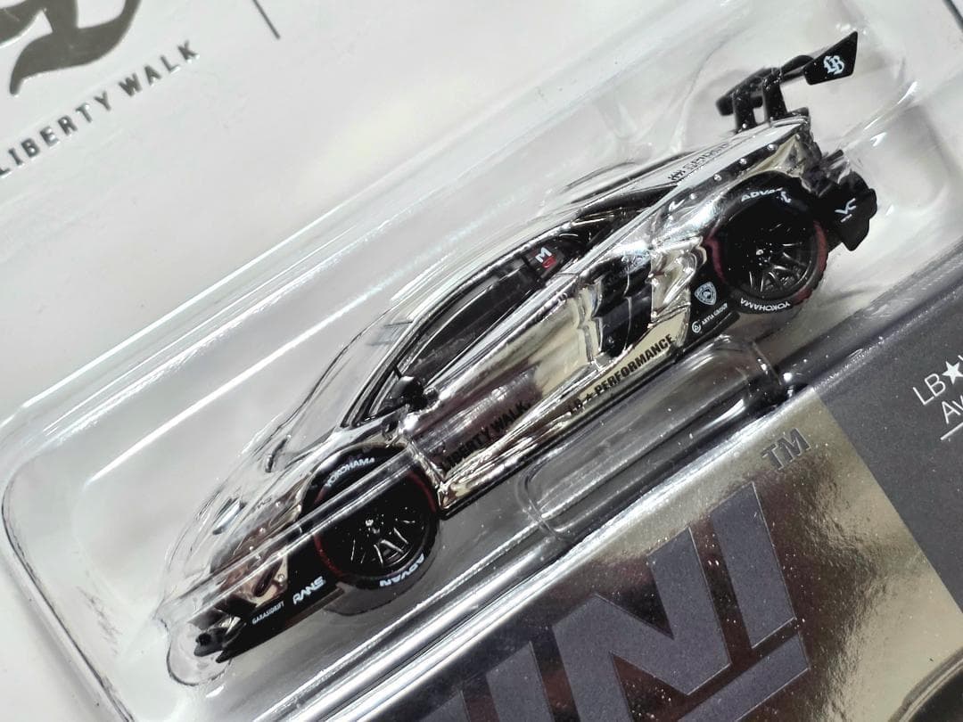 MINIGT IMX2025リバティーウォークLAMBORGHINIイベント限定