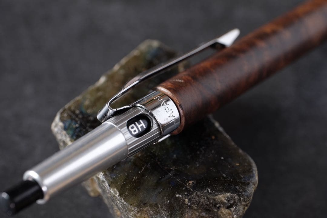 PG5木軸カスタム0180　高村杢工房 製図用シャーペン　クラロウォルナット瘤