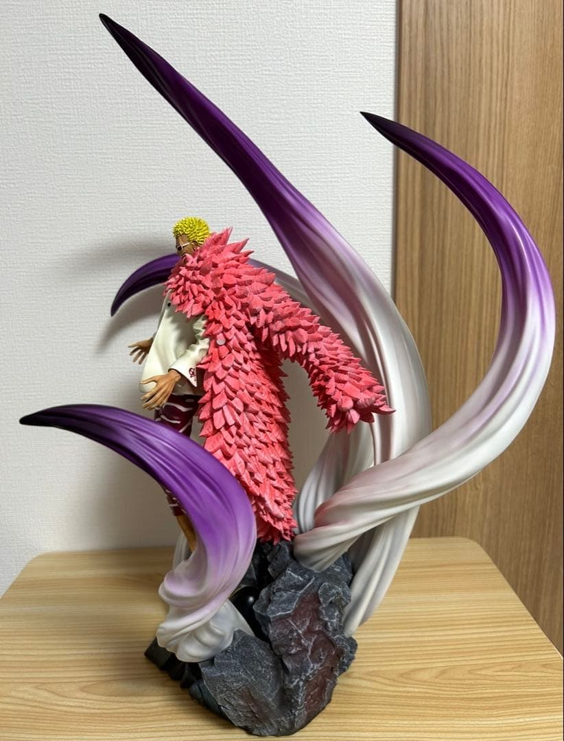 【レジン製】ドフラミンゴ　フィギュア　ZN Studio