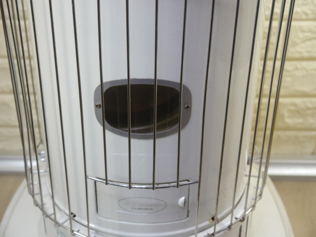 送料無料◆２０１３年◆コロナ　石油ストーブ ホワイト 円筒形　　灯油