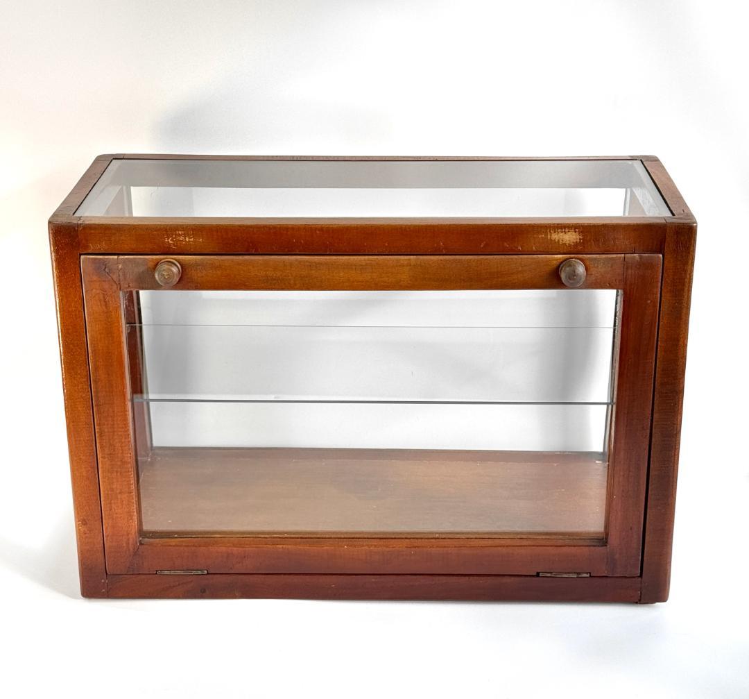 ビンテージ　昭和期の古いショーケース　ガラスケース　一点物　幅60cm