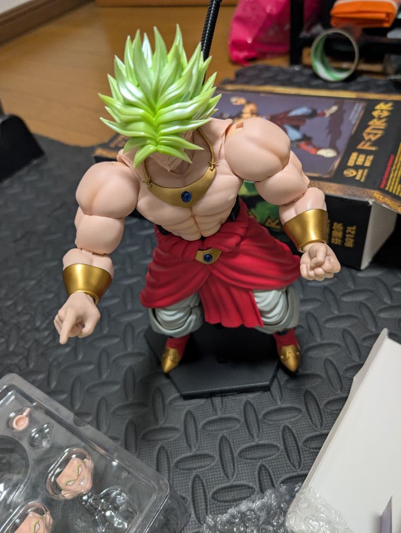 Kong studio ブロリー　ssj3　ドラゴンボール