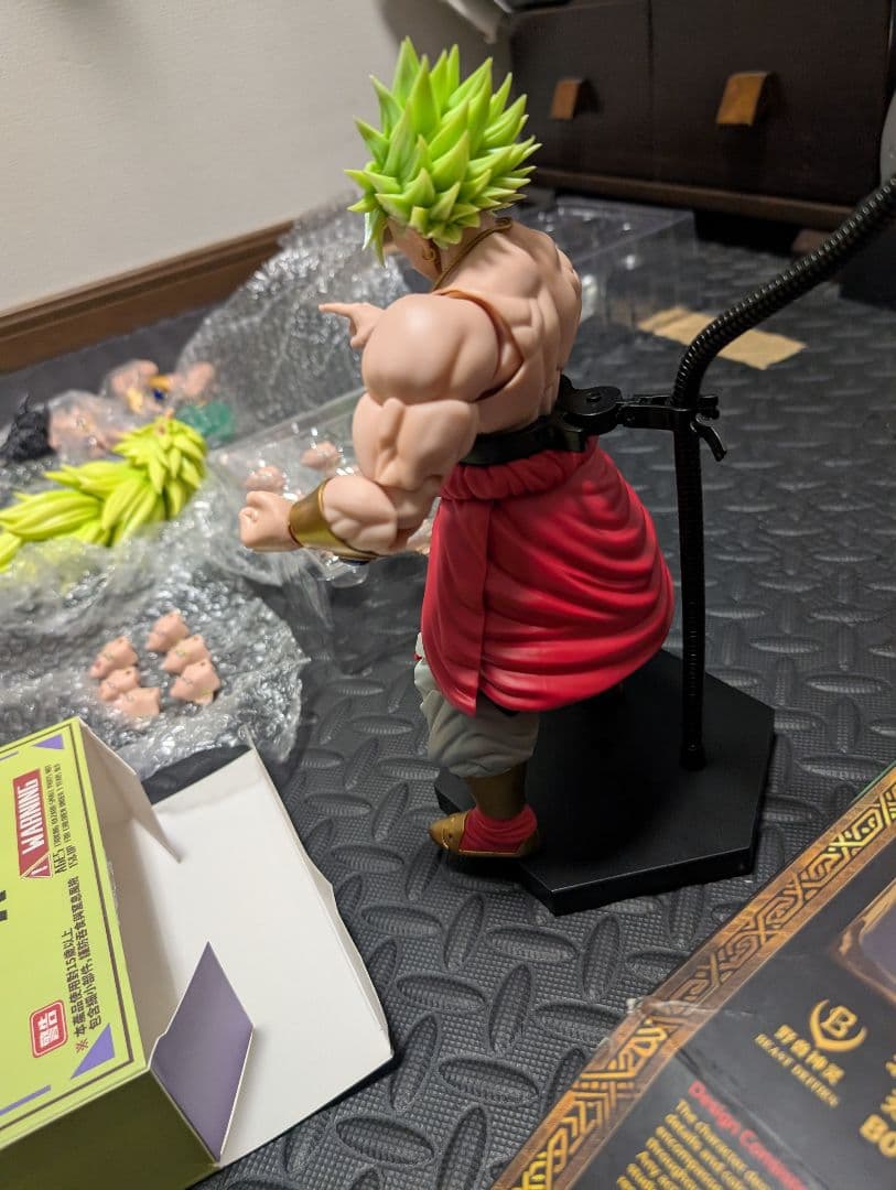 Kong studio ブロリー　ssj3　ドラゴンボール