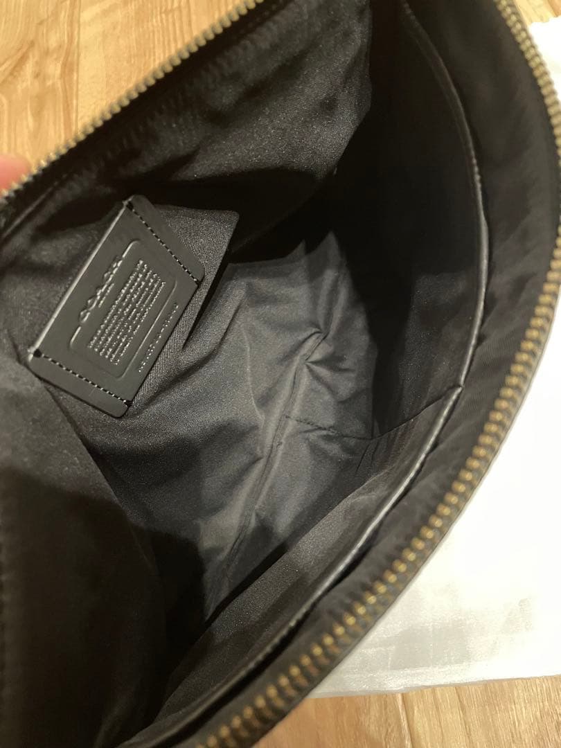 COACH ブラック レザー クラッチバッグ
