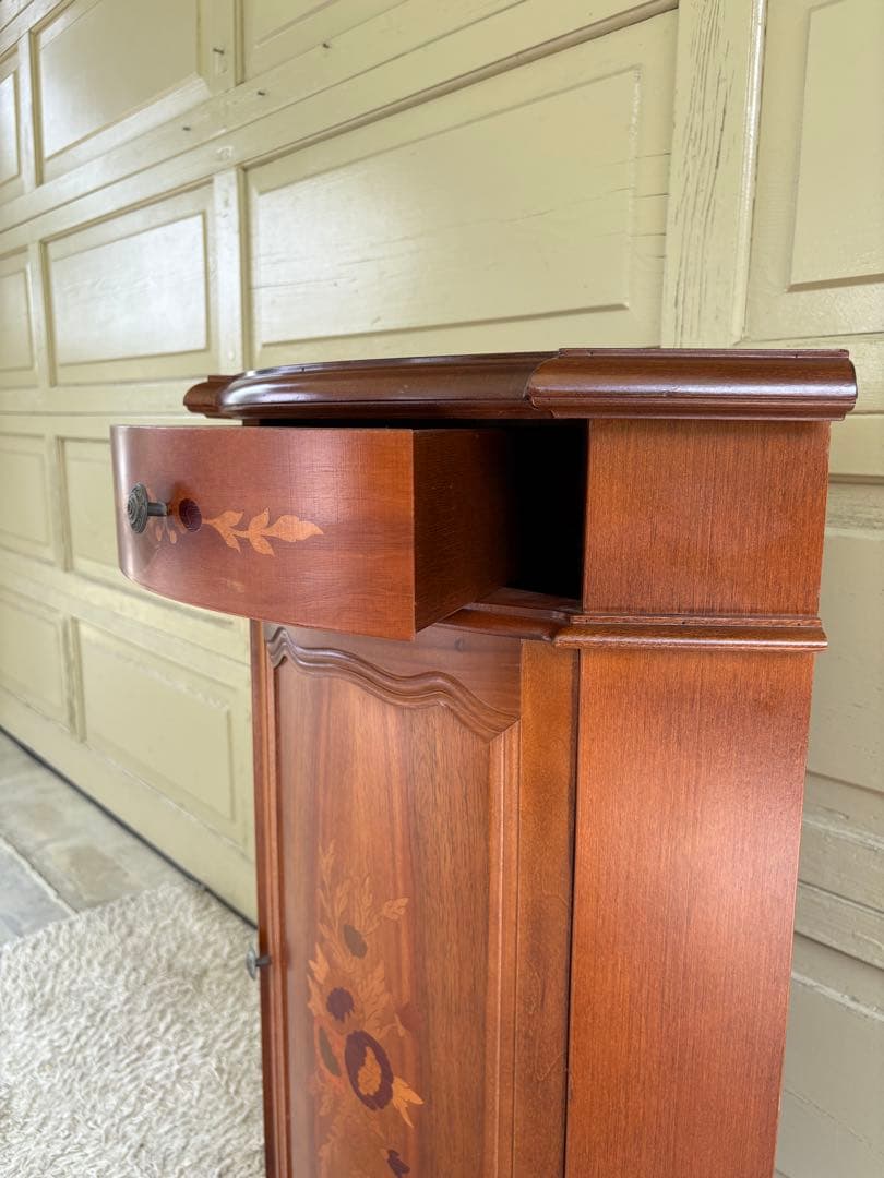 【イタリア製 象嵌細工 コーナーキャビネット】アンティーク調 インテリア家具