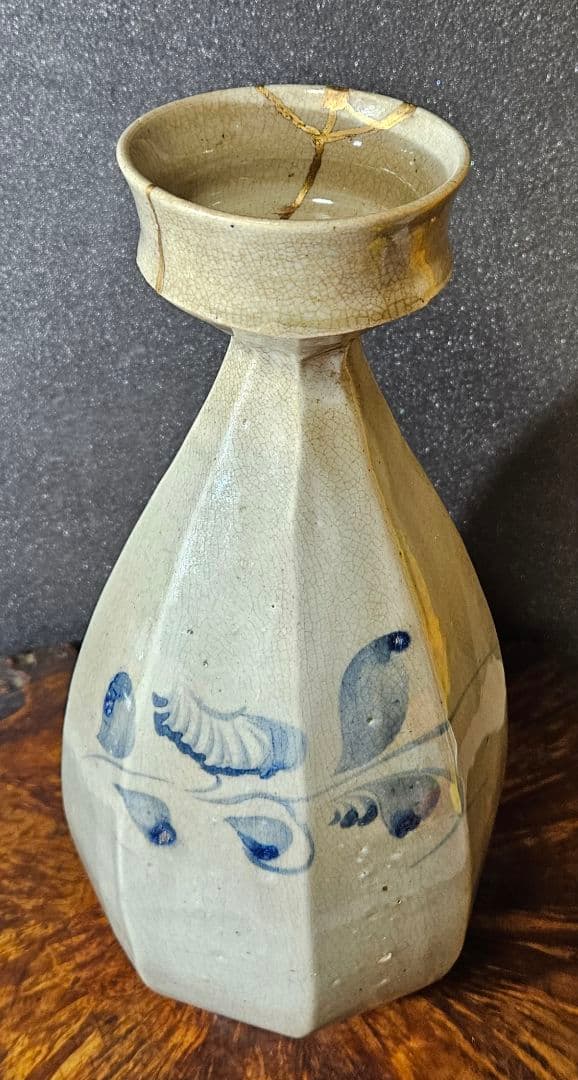 李氏朝鮮時代　李朝　青華　広口　面取り　草花文様　徳利　瓶　花入れ　茶道具　茶器