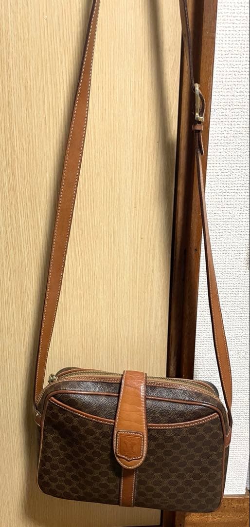 セリーヌ　マカダム柄　ショルダーバッグ　オールドセリーヌ　長財布収納可能