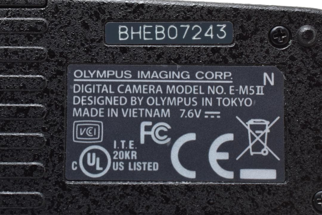 美品 OLYMPUS OM-D E-M5 Mark II ボディ 1379
