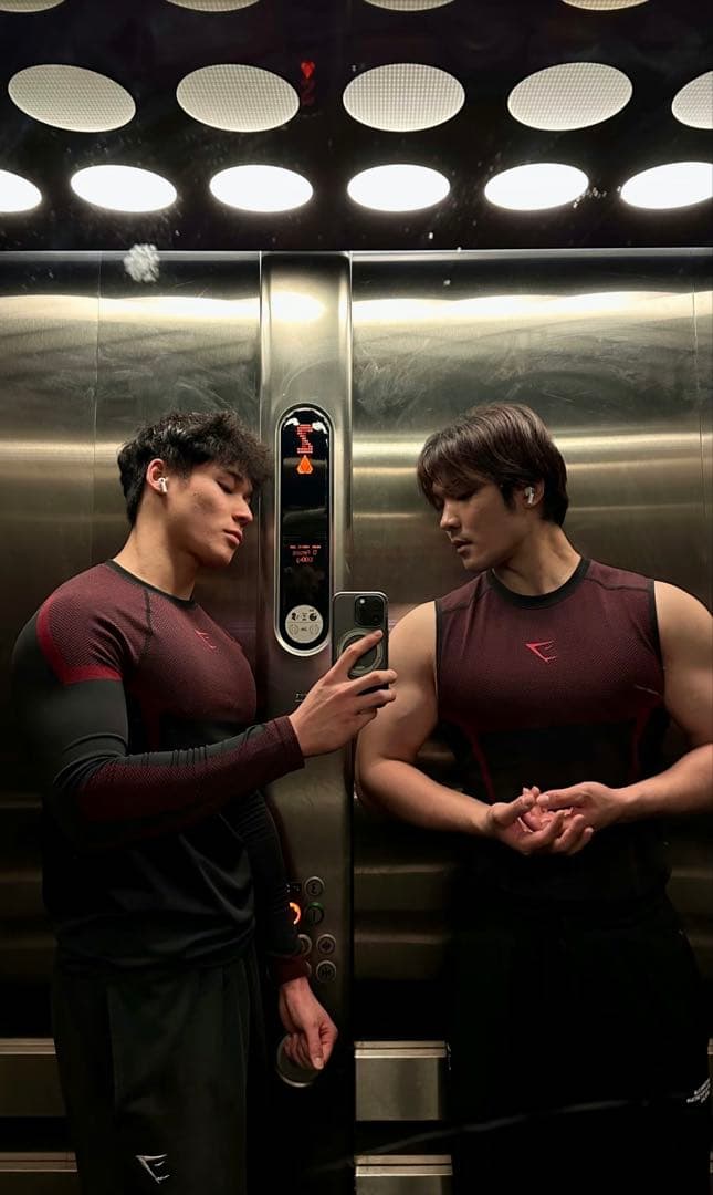 キンニクリムゾン   ONYX V5