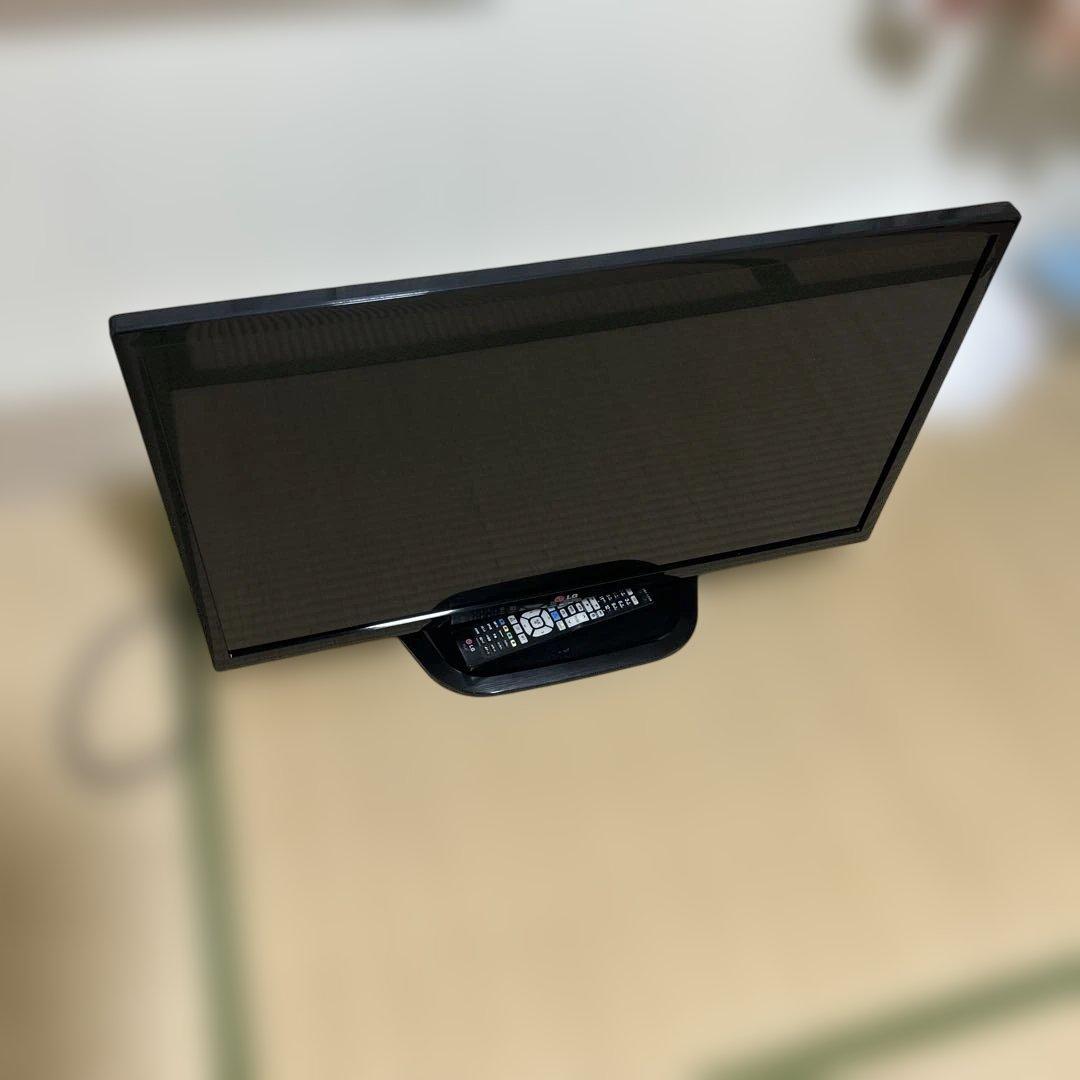 LG LEDテレビ 本体　32型　B-CASカード無し