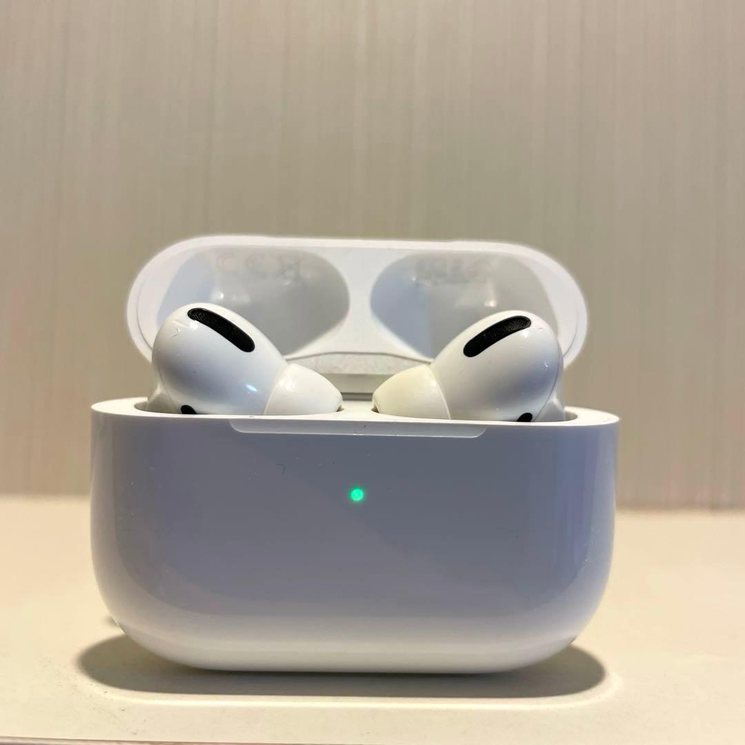 【AirPods Pro 第1世代 】本体 ホワイト 充電ケース付き