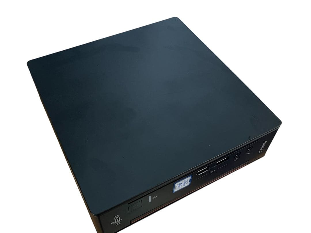 富士通製 Windows11 デスクトップPC