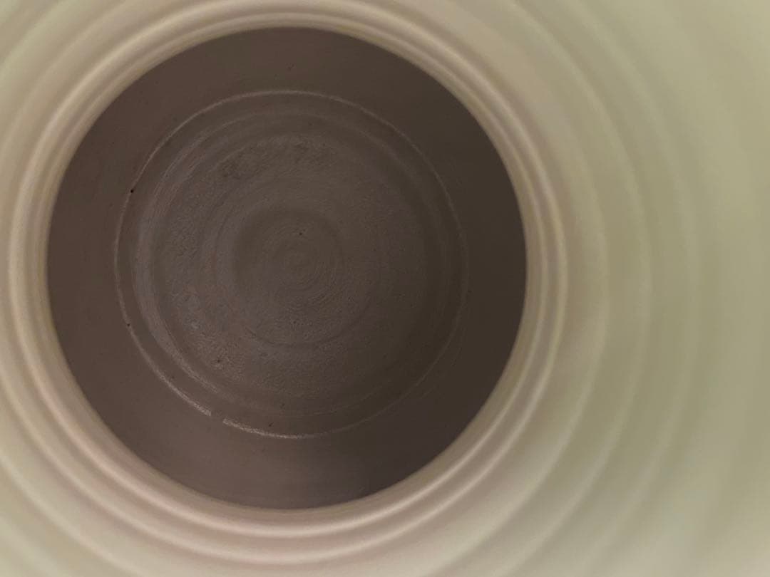 大清乾隆年製款 粉彩金地萬花紋天球瓶　金彩　五彩　色絵磁器