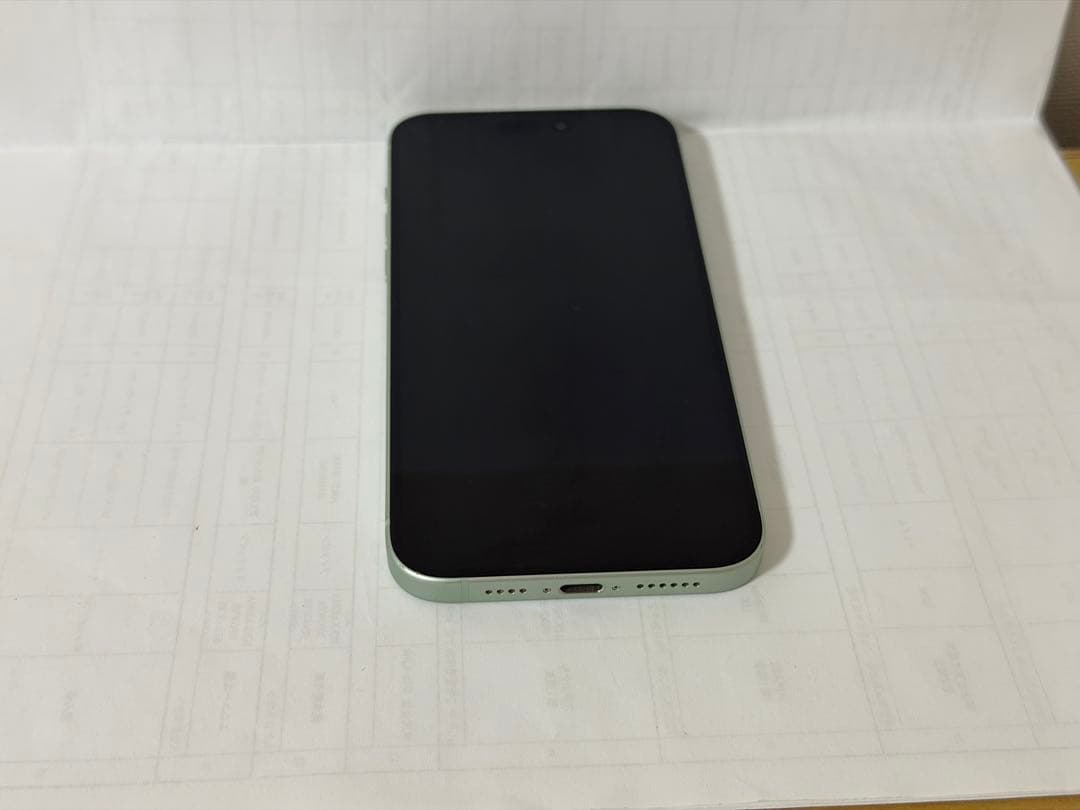 iPhone 15 plus 中古　美品