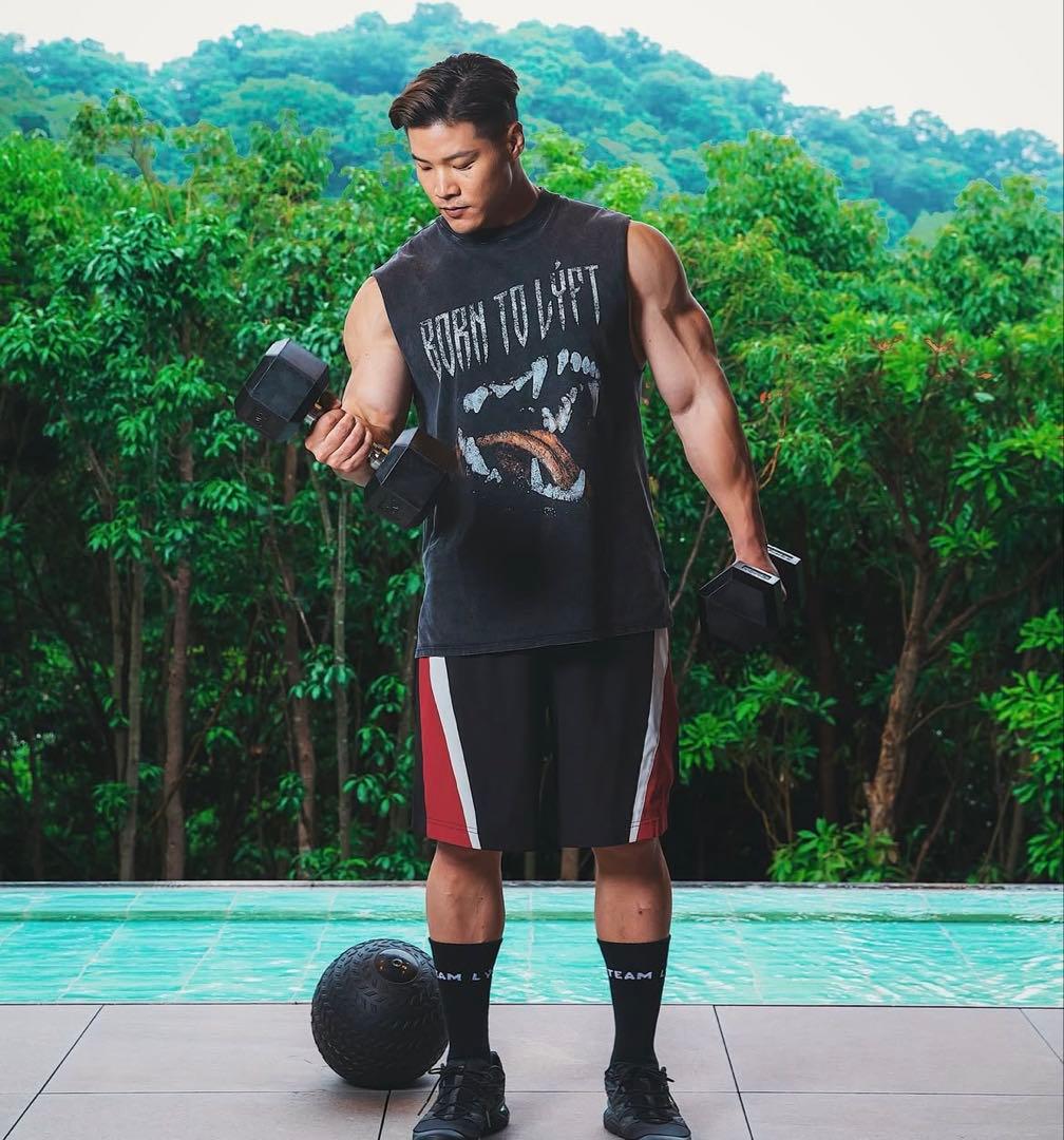 【新品】LÝFT ロゴ T-SHIRTS T-シャツ　ノースリーブ　ブラック