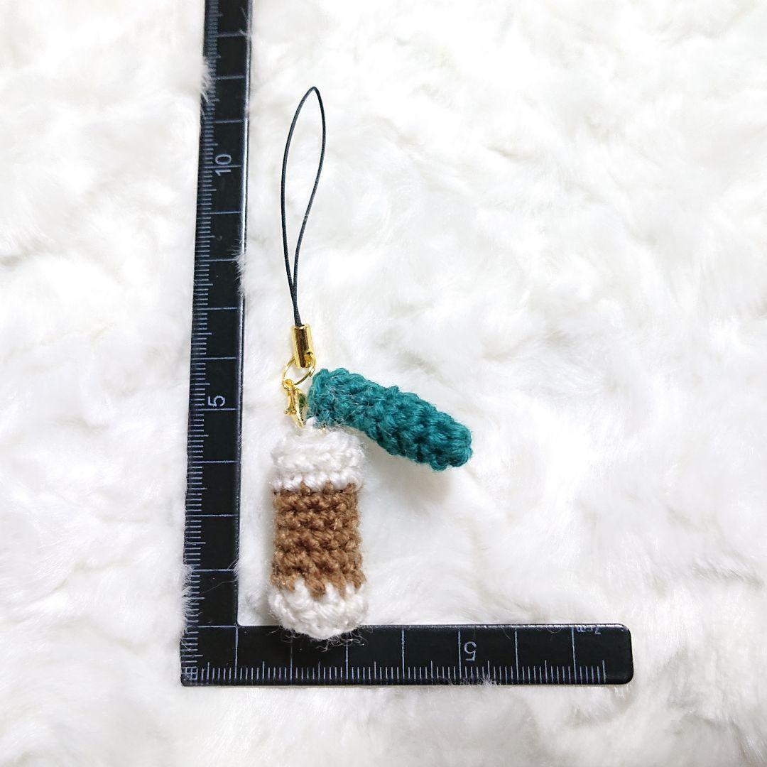 11.セキセイインコ　あみぐるみ…キーホルダー