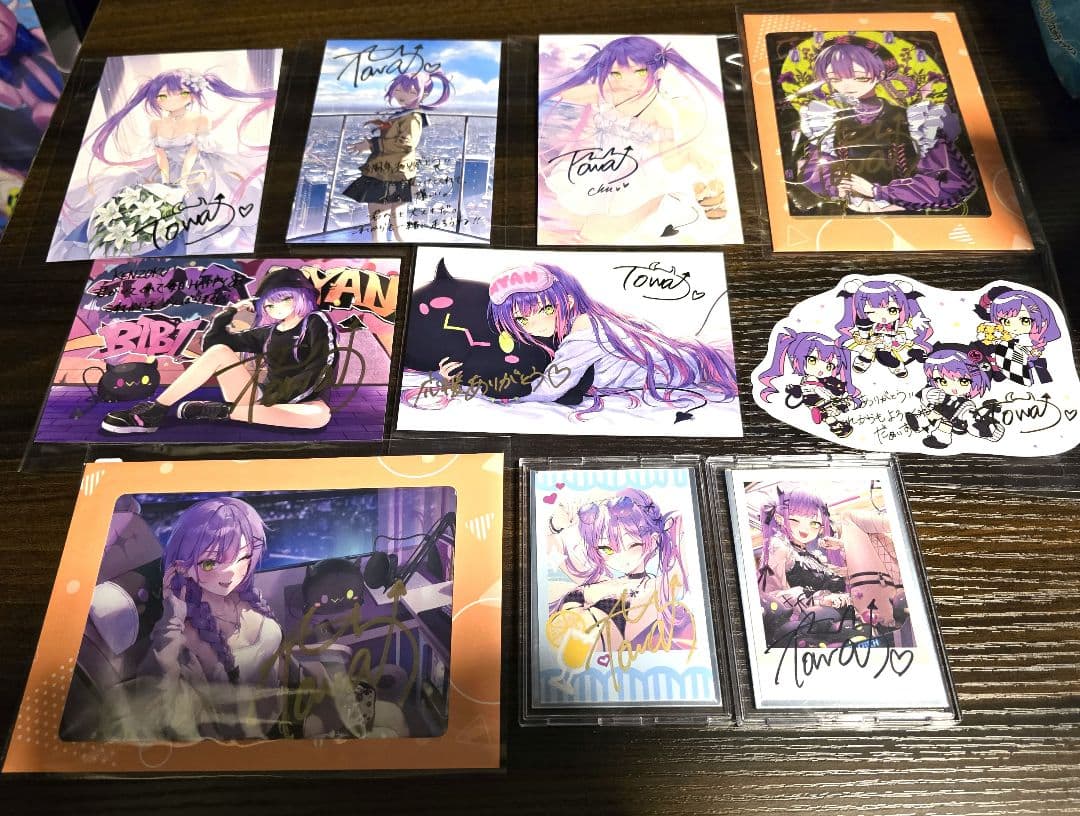 ホロライブ　常闇トワ　直筆サイン、箔押サインまとめ