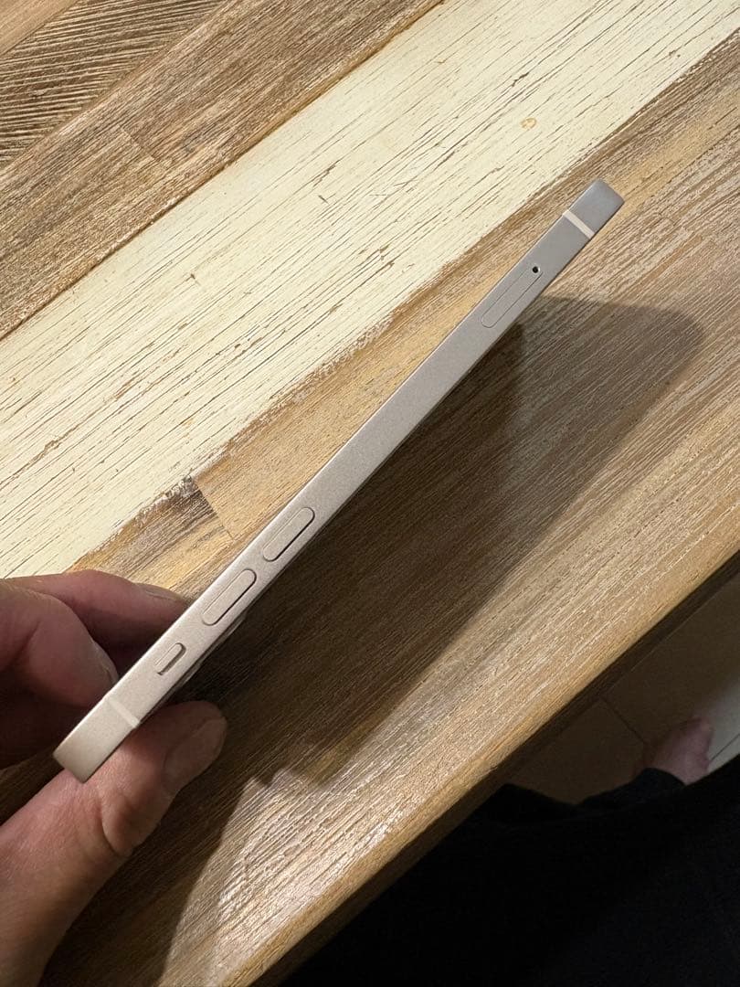 超美品 バッテリー100% Apple iPhone 12 ホワイト 本体