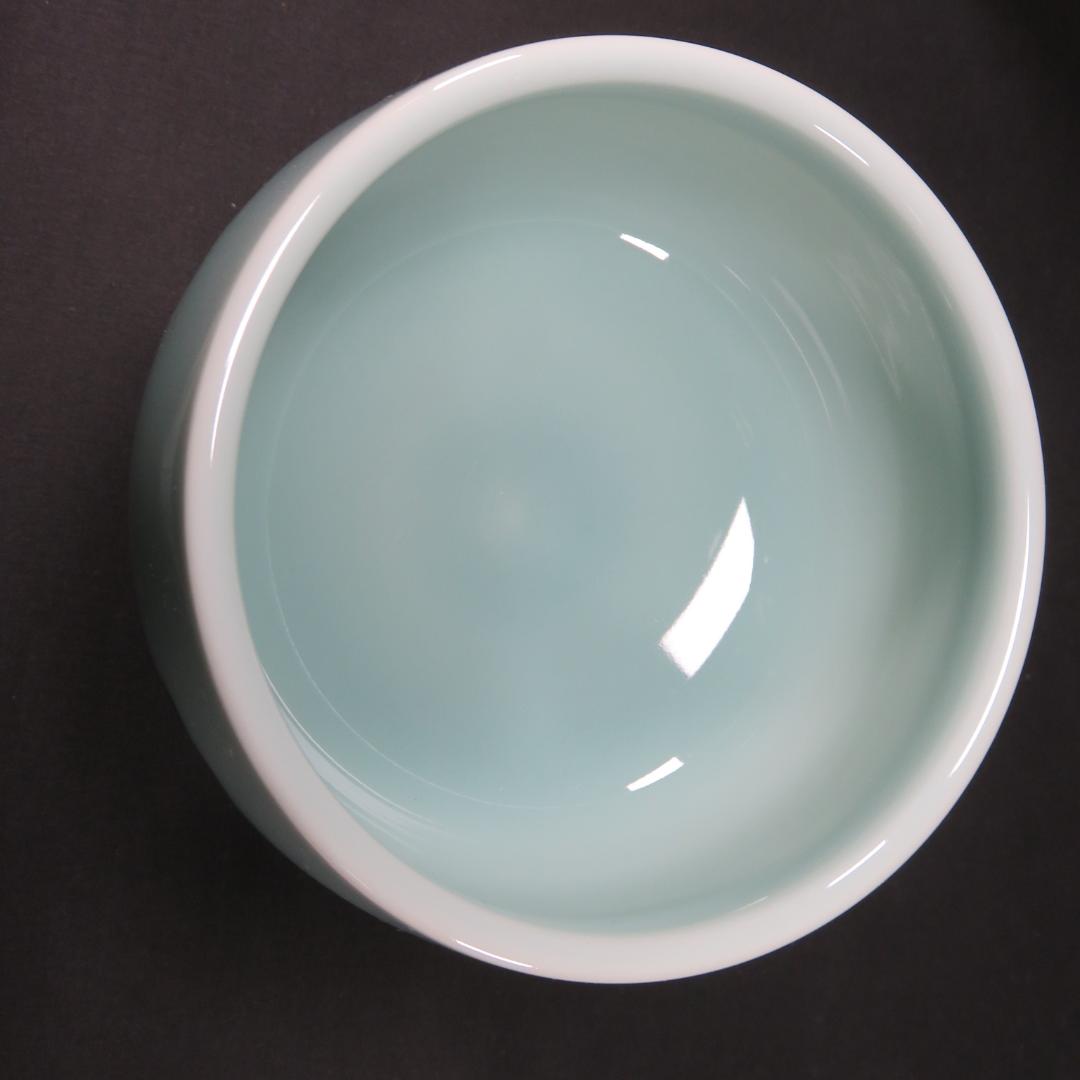 盛器 松本為佐視 木箱 共箱 高台 青 白 透かし高台