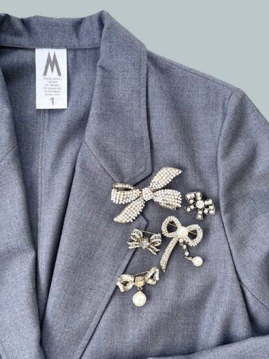 ビリティス　bilitis　リボン　ブローチ　Ｌ