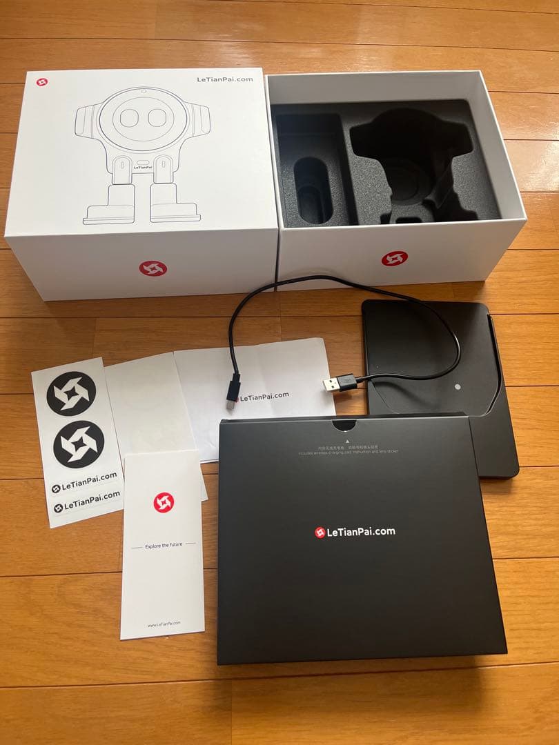 rux robot AI pet robot ラックスロボット ペットロボット