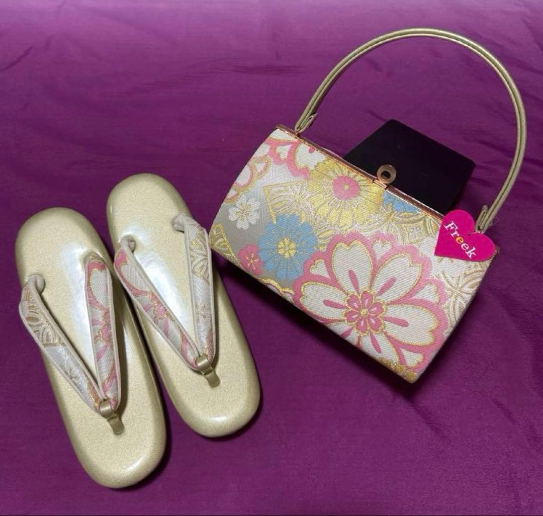 新品未使用品　Freek　和装草履＆バッグ　ゴールド系　花柄　フリーサイズ