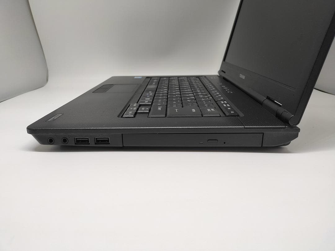 【東芝】爆速 Corei7/新品SSD128GB 15.6 ノートパソコンD13