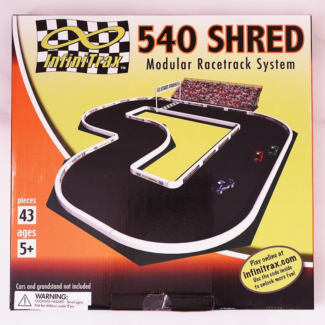 日本未発売InfiniTrax　540 SHRED　ミニトラック　ラジコンコース