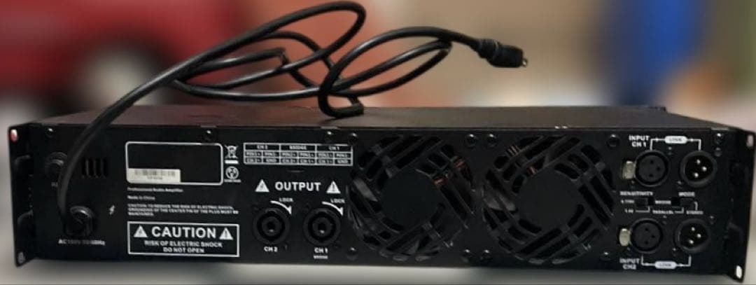 ②CPX900 パワーアンプ