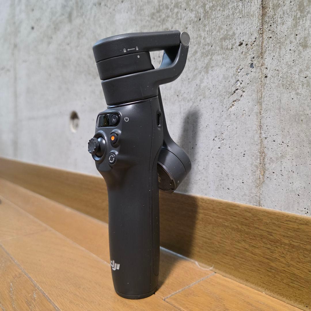 DJI Osmo Mobile 6 スマートフォン用ジンバル　3軸スタビライザー
