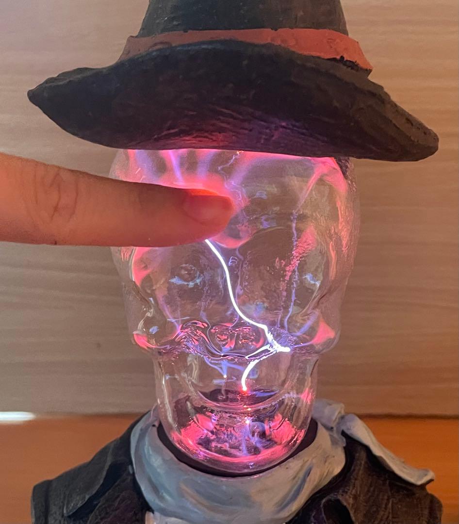 テメ２段　Jia Dia 光るスノードームガラス球型スカルデザイン ランプ