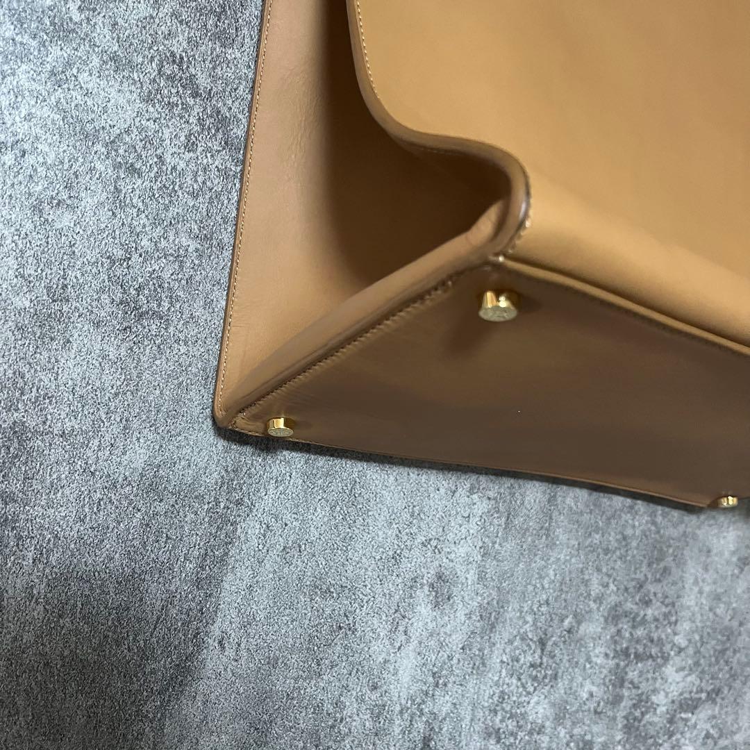 ジョルジオアルマーニ GIORGIO ARMANIレザー ベージュ ハンドバッグ